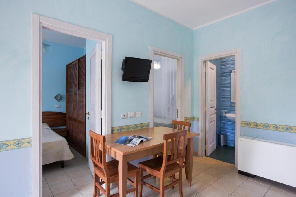 Village Baia Turchese Vieste Zimmer foto